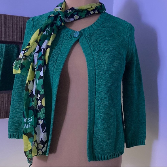 Saint Tropez West sz S green knit cardigan with top decorative button c… - Picture 5 of 13